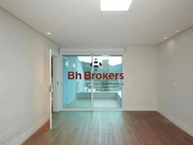 Imagem 9: Casa de 4 Quartos em Condominio Fechado de Nova Lima