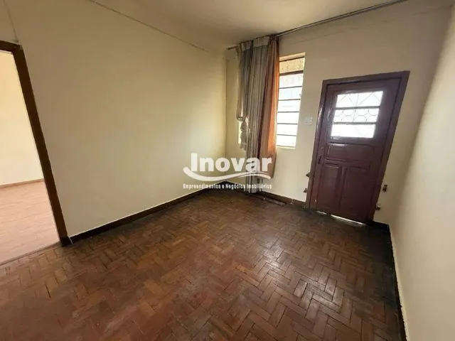 Imagem: Casa com 3 Quartos com Aproximadamente 105M²