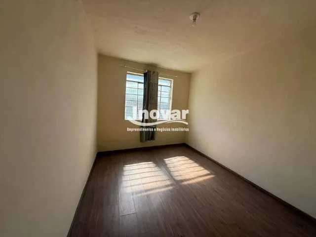Imagem 6: Casa com 3 Quartos com Aproximadamente 105M² no Coração da Avenida João Cesar De