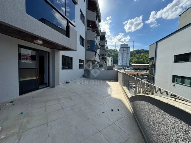 Imagem: Apartamento com Amplo Terraço Privativo