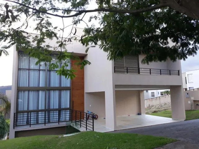 Imagem 10: Imóvel para Aluguel com 350 Metros Quadrados com 4 Quartos