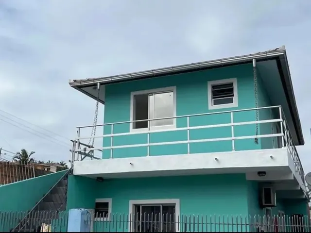 Imagem: A casa possui 2 Dormitórios, 1 Banheiro, 60m² de Área,
