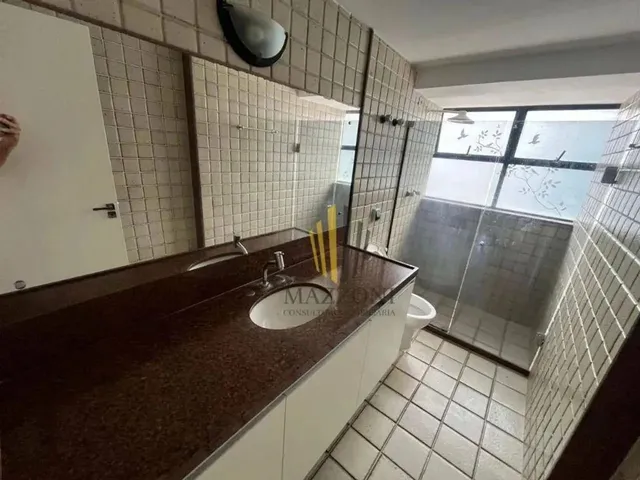 Imagem 13: Setúbal | 200M² | Nascente | Sala para 03 Ambientes | 4 Quartos Sendo 2 Suítes
