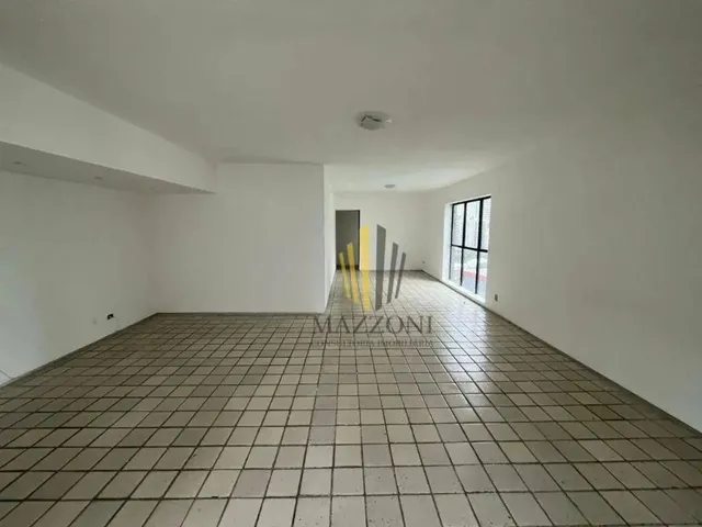 Imagem 9: Setúbal | 200M² | Nascente | Sala para 03 Ambientes | 4 Quartos Sendo 2 Suítes