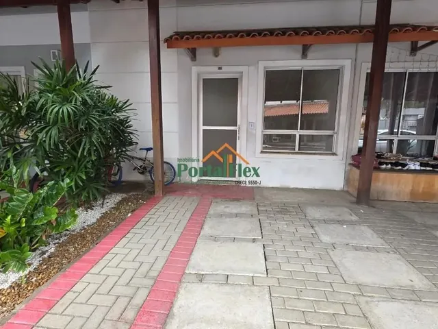 Imagem: Casa À Locação em Colina de Laranjeiras