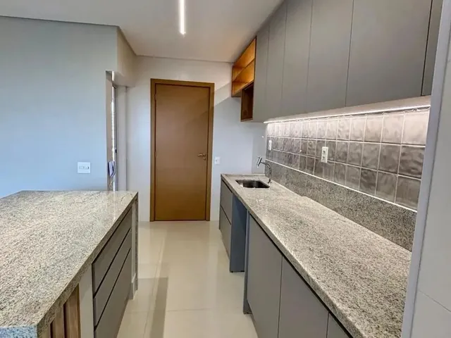 Imagem 7: Apartamento À Venda 3 Suites e 2 Vagas de Garagem Apartamento com 3 Quarto(S) e 4