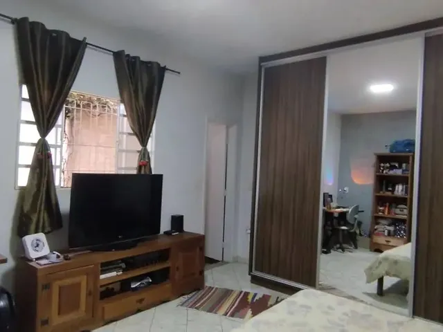 Imagem 8: Casa Térrea Sozinha no Lote 4 Quartos com Suite Quintal Casa de Rua com 4 Quarto(S) e 4