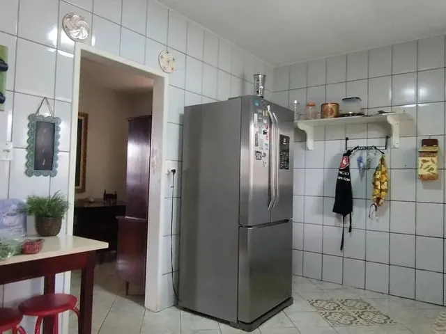 Imagem 14: Casa Térrea Sozinha no Lote 4 Quartos com Suite Quintal Casa de Rua com 4 Quarto(S) e 4