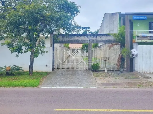 Imagem: Casa com 02 Dormitórios e Quintal Amplo