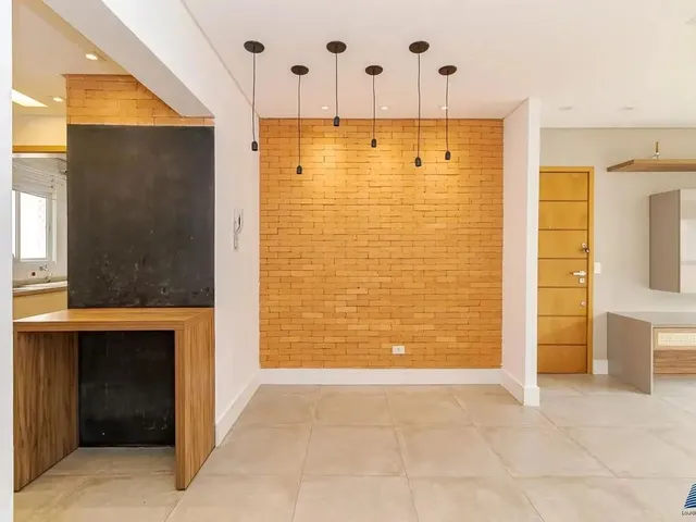 Imagem 2: Apartamento para Locação em Curitiba, Bacacheri, 2 Dormitórios, 1 Suíte, 2 Banheiros