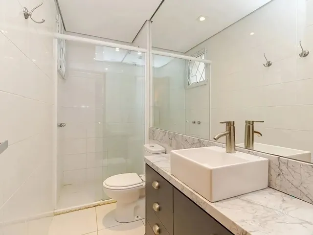 Imagem 7: Apartamento para Locação em Curitiba, Bacacheri, 2 Dormitórios, 1 Suíte, 2 Banheiros