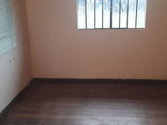 Imagem 1: Alugo Casa Sozinha no Terreno