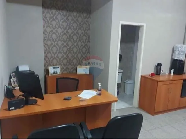 Imagem 2: SALA COMERCIAL À VENDA NO CENTRO DE CURITIBA/PR