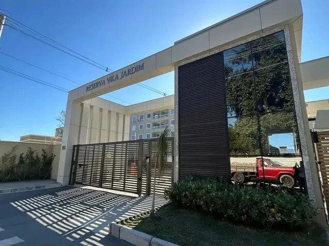Imagem: O apartamento possui 2 Dormitórios, 1 Banheiro, 1 Vaga na