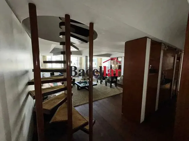 Imagem: Apartamento Duplex / Residencial / Copacabana
