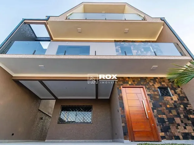 Imagem: Casa Triplex com 3 Suítes e Quintal para