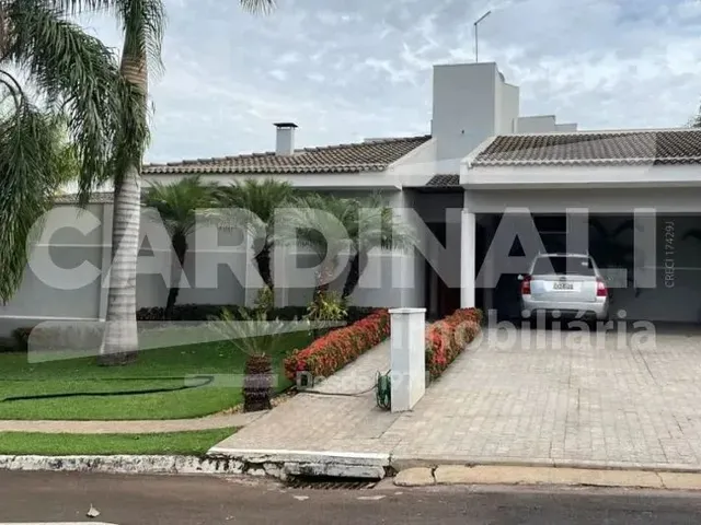 Imagem: Casa em Condomínio, com Área de Lazer