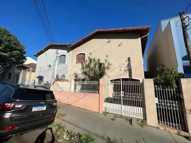 Imagem: Sobrado, com 3 Suíte, Sala, Cozinha, e
