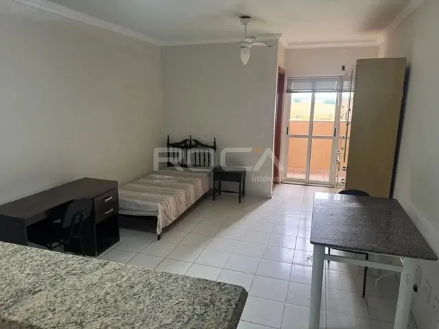 Imagem: A kitnet possui 1 Dormitório, 1 Banheiro, 1 Vaga na