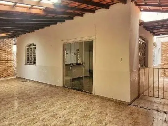 Imagem: Casa Excelente de 3 Quartos para Aluguel