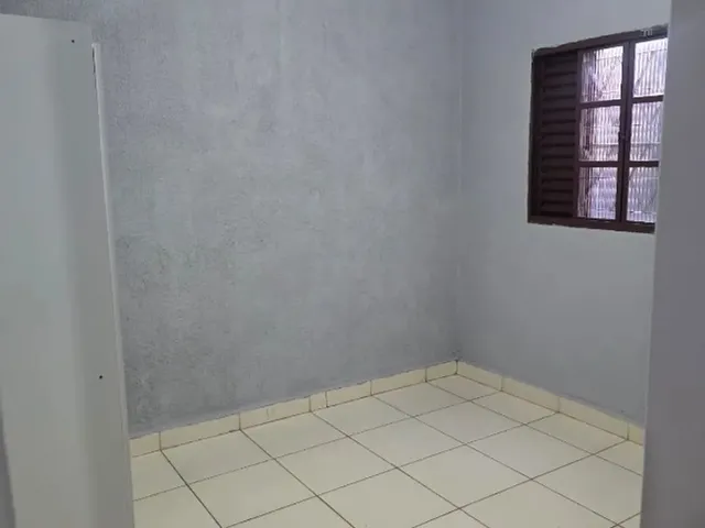 Imagem 2: Alugo Barracão com 2 Quartos no Jk