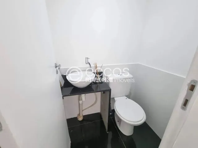 Imagem 2: Apartamento para Aluguel, 3 Quartos, 1 Suíte, 2 Vagas, Alphaville Lagoa dos Ingleses