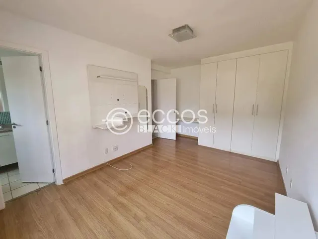 Imagem 10: Apartamento para Aluguel, 3 Quartos, 1 Suíte, 2 Vagas, Alphaville Lagoa dos Ingleses