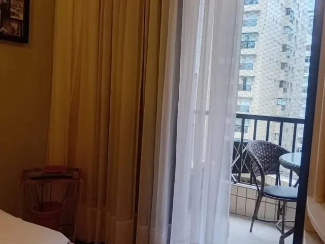 Imagem 10: Quarto com Sacada no Gonzaga 1.950