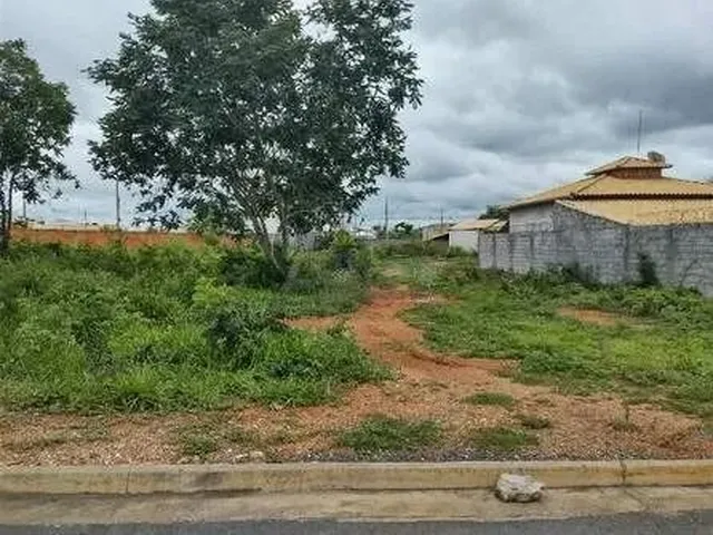 Imagem: Vendo Lote de 2.000 M² - Bairro Jardim