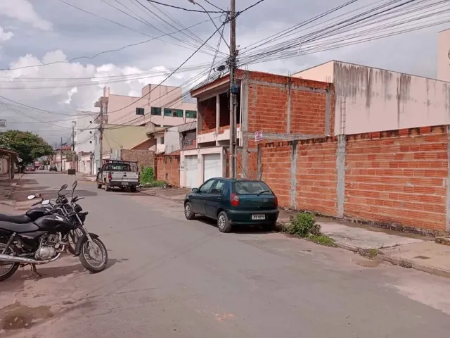 Imagem: Terreno À Venda 360M²