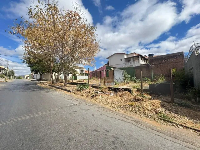 Imagem: Lote À Venda no Bairro Edgar Pereira com