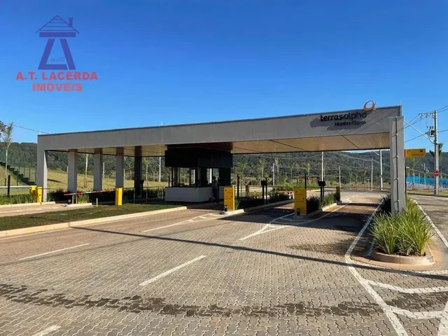 Imagem: Lote com 300,24 M² À Venda - Cond Terras