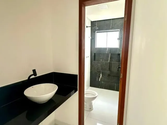 Imagem 4: Bela Casa a Venda no Vale do Sol