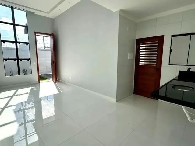 Imagem 2: Bela Casa a Venda no Vale do Sol