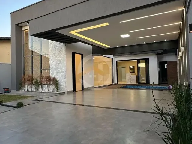 Imagem: A casa possui 4 Dormitórios, 4 Suítes, 5 Banheiros, 4