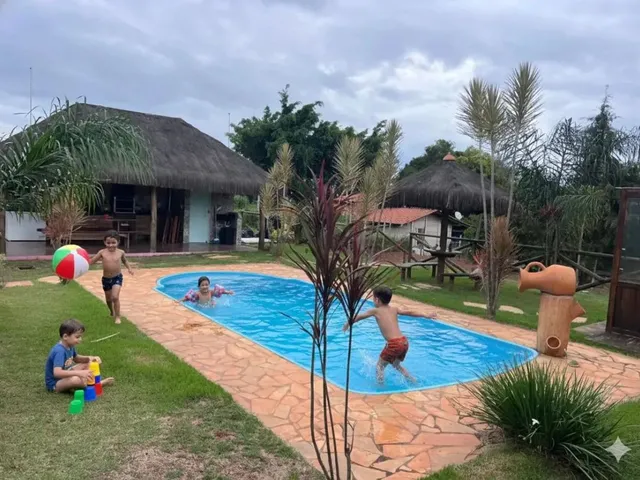 Imagem 1: Fazenda / Sítios / Chácaras com 3 Quartos À Venda em Itatiaiuçu
