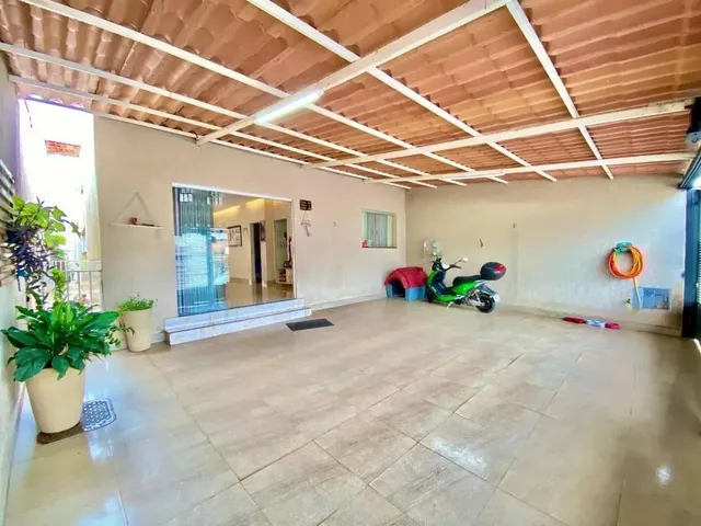 Imagem 2: Imóvel para Venda Possui 140 Metros Quadrados com 3 Quartos em Recanto das Emas