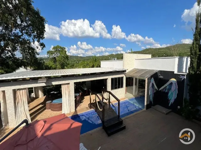 Imagem: A fazenda possui 3 Dormitórios, 1 Suíte, 4 Vagas na garagem