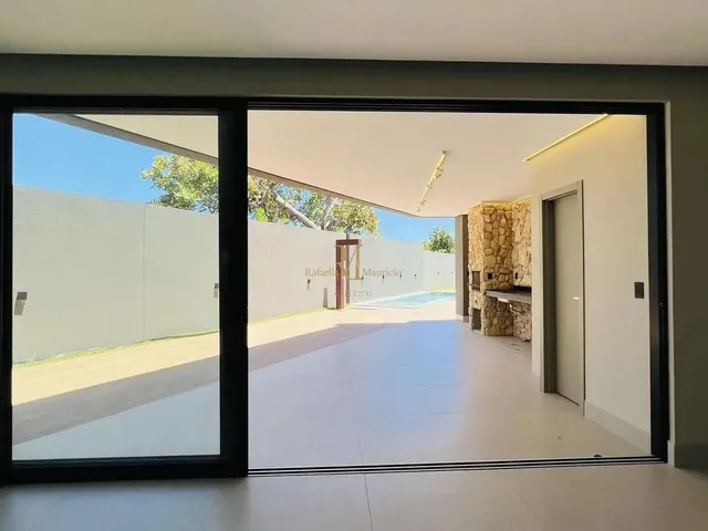 Imagem 4: Nova, Linda e Moderna. Casa com 430M2 de Área Construída no Green Park com 4 Suí