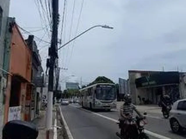 Imagem 2: A Casa a Venda Próximo a Praça Centenário Sentido Centro