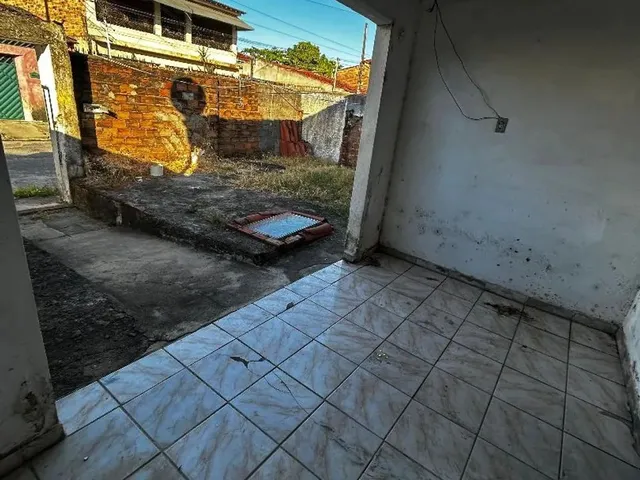Imagem 4: Casa com 3 Quartos À Venda na Parte Baixa de Maceió - Bairro Ponta Grossa/Joaquim Leão