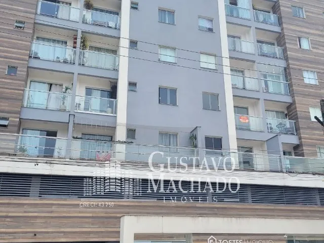 Imagem: O apartamento possui 2 Dormitórios, 1 Suíte, 2 Banheiros,
