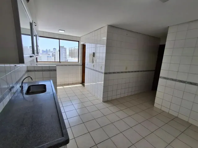 Imagem 11: Cobertura Duplex, 3 Suítes com Piscina, 244 Metros, e Lazer Completo no Prestigiado Setor