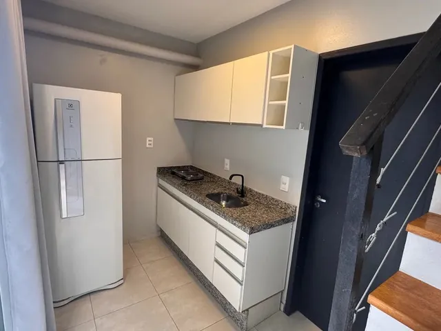 Imagem 1: Loft 1 Quarto Mobiliado em Excelente Localização em Capoeiras