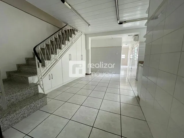 Imagem 12: Casa 5 Quartos no Bairro Estreito, Florianópolis