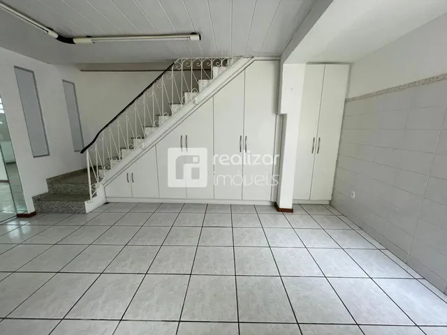 Imagem 11: Casa 5 Quartos no Bairro Estreito, Florianópolis