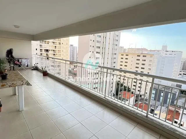 Imagem: Apartamento com 4 Dormitórios À Venda