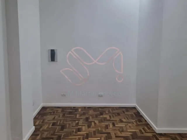 Imagem 2: Sala comercial à venda no bairro Centro - Curitiba/PR