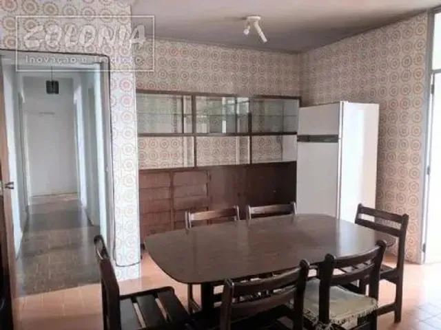Imagem: O apartamento possui 3 Dormitórios, 1 Suíte, 3 Banheiros,