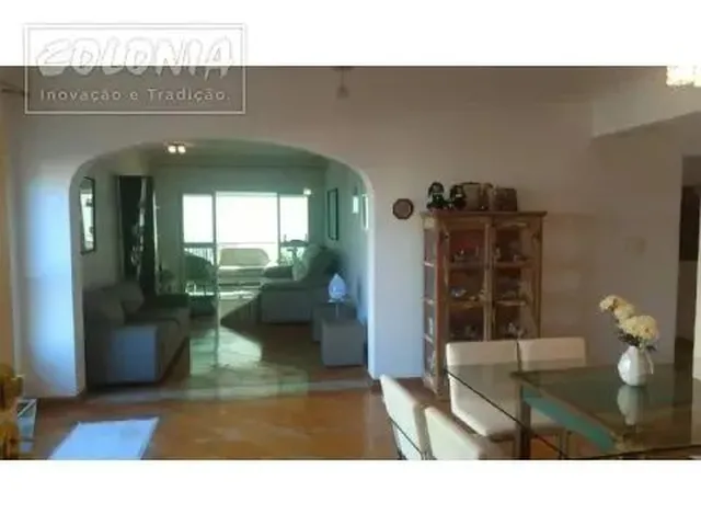 Imagem: O apartamento possui 3 Dormitórios, 3 Suítes, 5